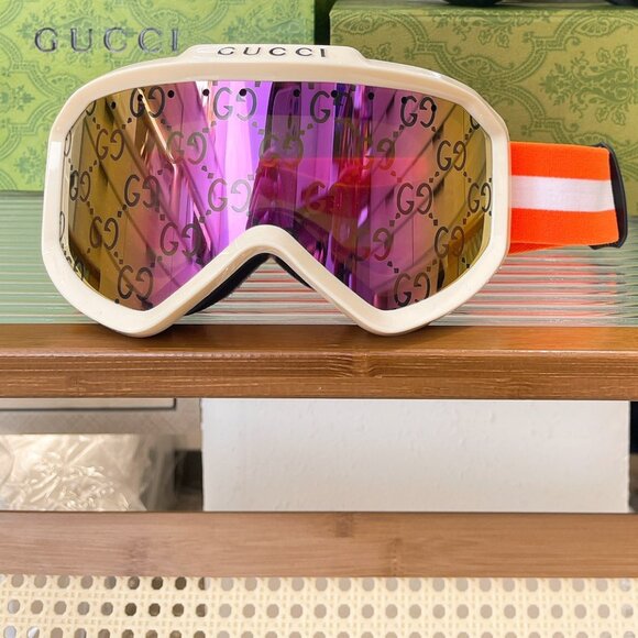Gucci Ski Goggles with Monogram - Picture 5 of 5